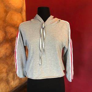 Cropped Light sweatshirt